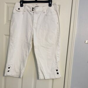 Lee White Women's Capris